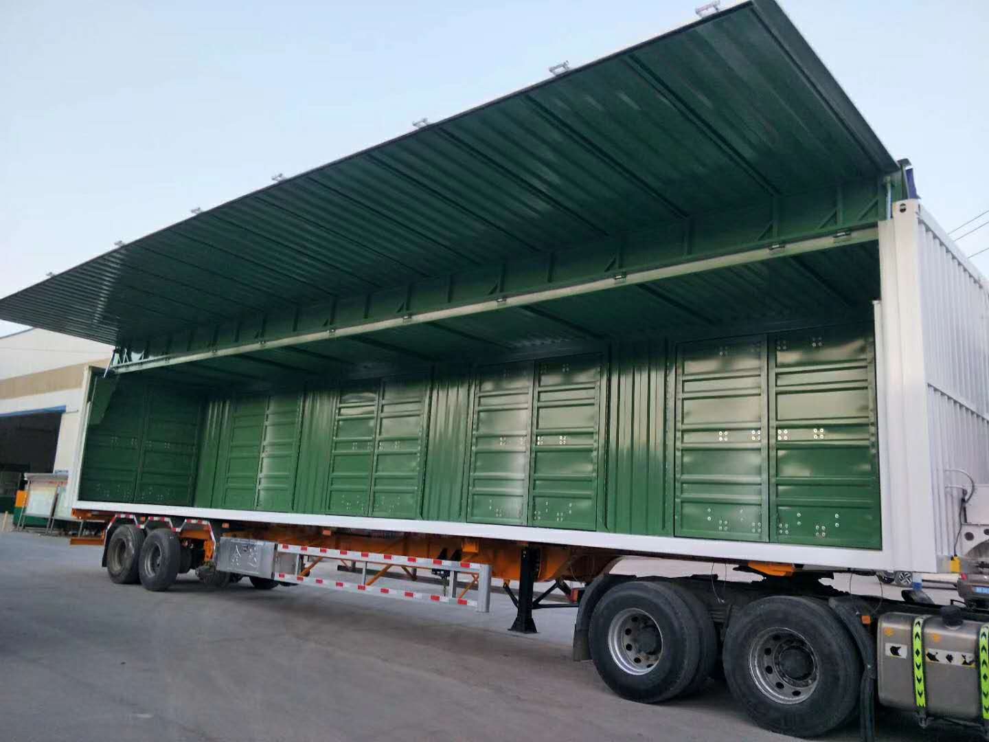 厢式运输半挂车